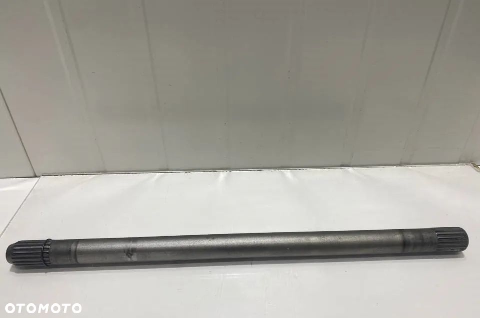 WAŁEK SPRZEGŁA TYLNIEGO WOM R183292 - 1