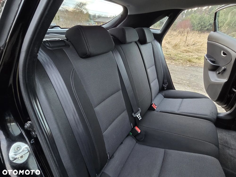 Hyundai i30 1.4 Fifa World Cup Edition - 21