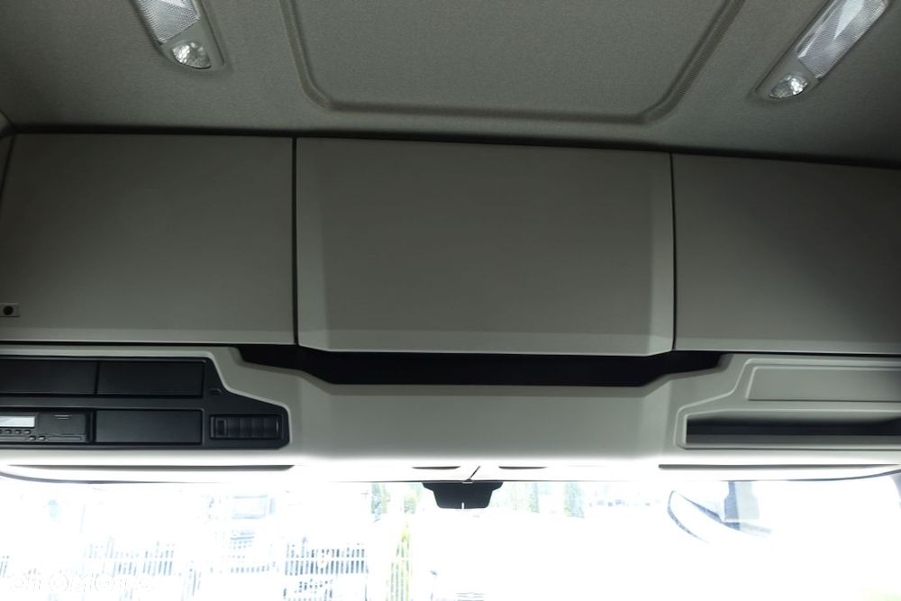 Scania R500 / EURO 6 / STANDARD / AUTOMAT / RETARDER / KLIMATYZACJA POSTOJOWA / LODÓWKA  /  2 ZBIORNIKI - 27