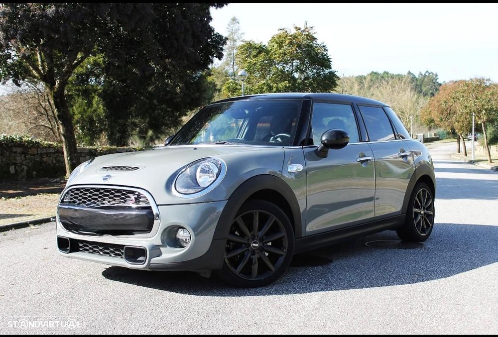 MINI 5 Portas Cooper S Auto Desportiva - 1