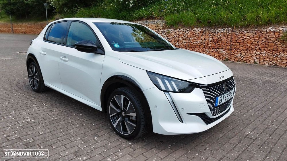 Peugeot e-208 50 kWh GT - 6