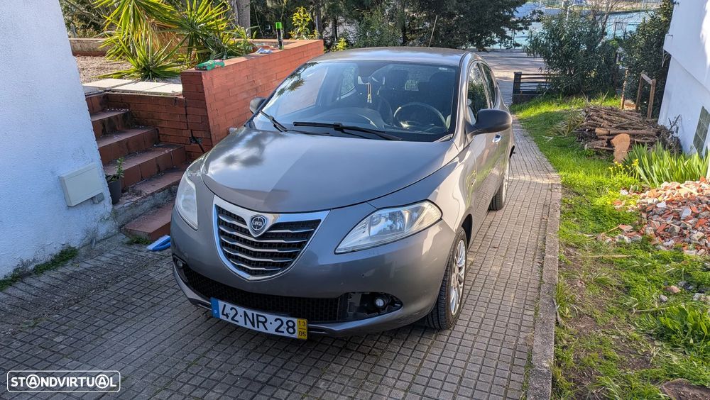 Lancia Ypsilon 1.2 S&S Urban - 1