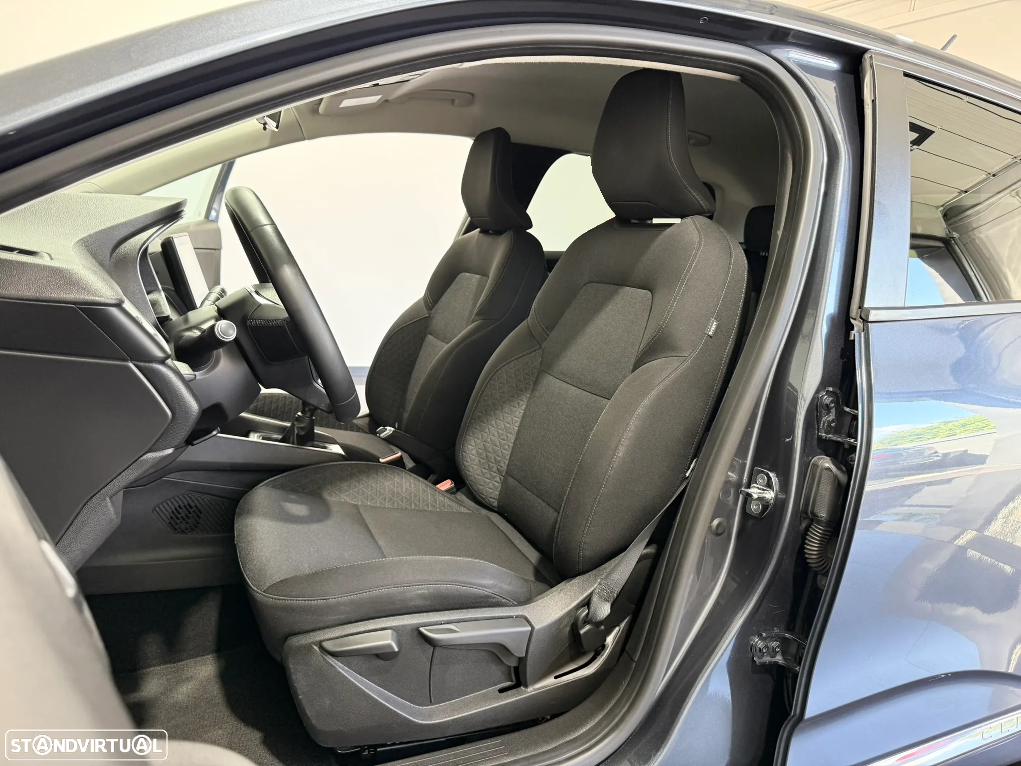 Renault Clio 1.0 TCe Exclusive - 6