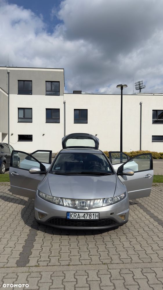 Honda Civic 1.8 Comfort - 12