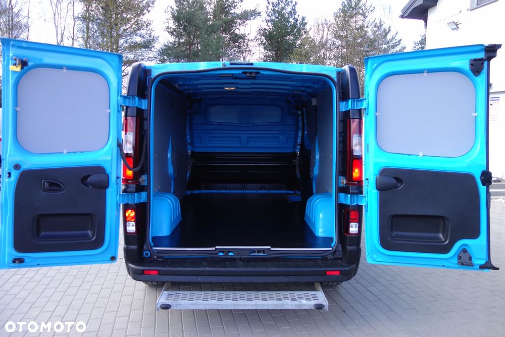 Renault Trafic Automat 2.0 DCI 150 KM Long Klima Kamera - 8