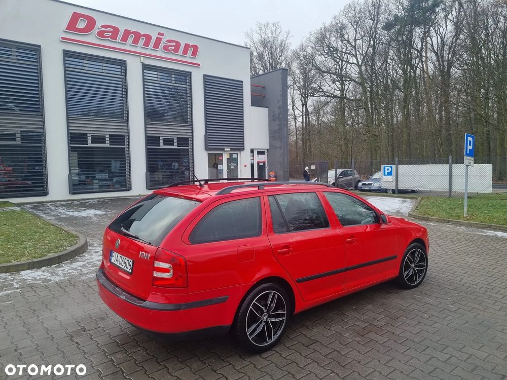 Skoda Octavia 1.8 TSI Ambiente - 6