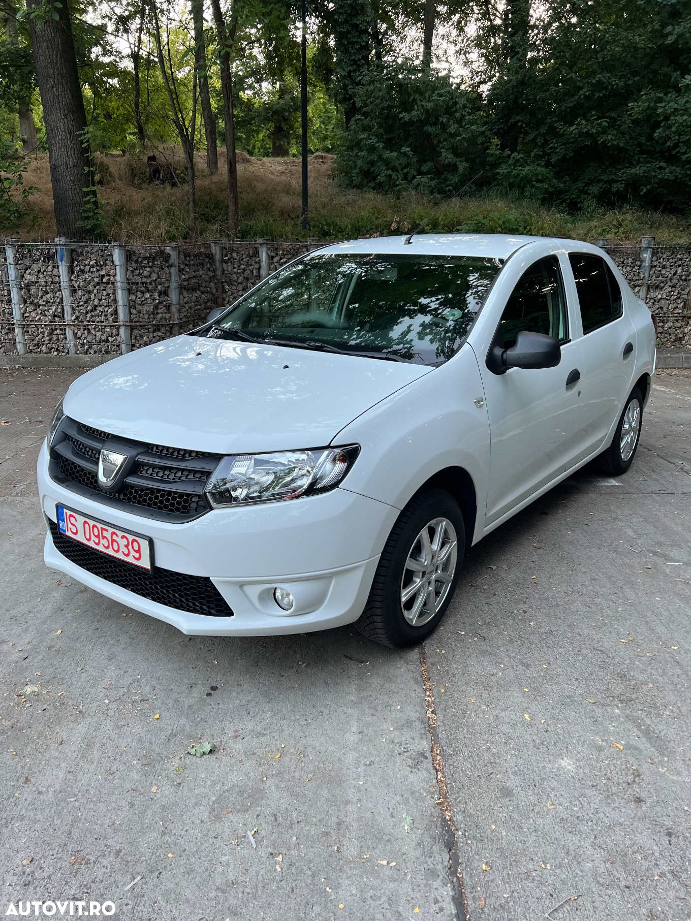 Dacia Logan - 5