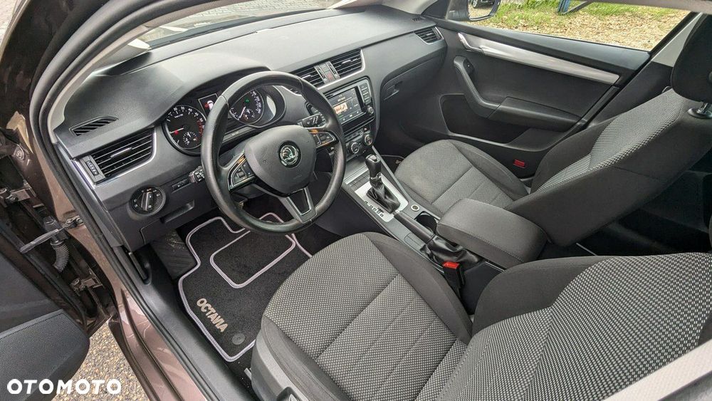 Skoda Octavia - 14