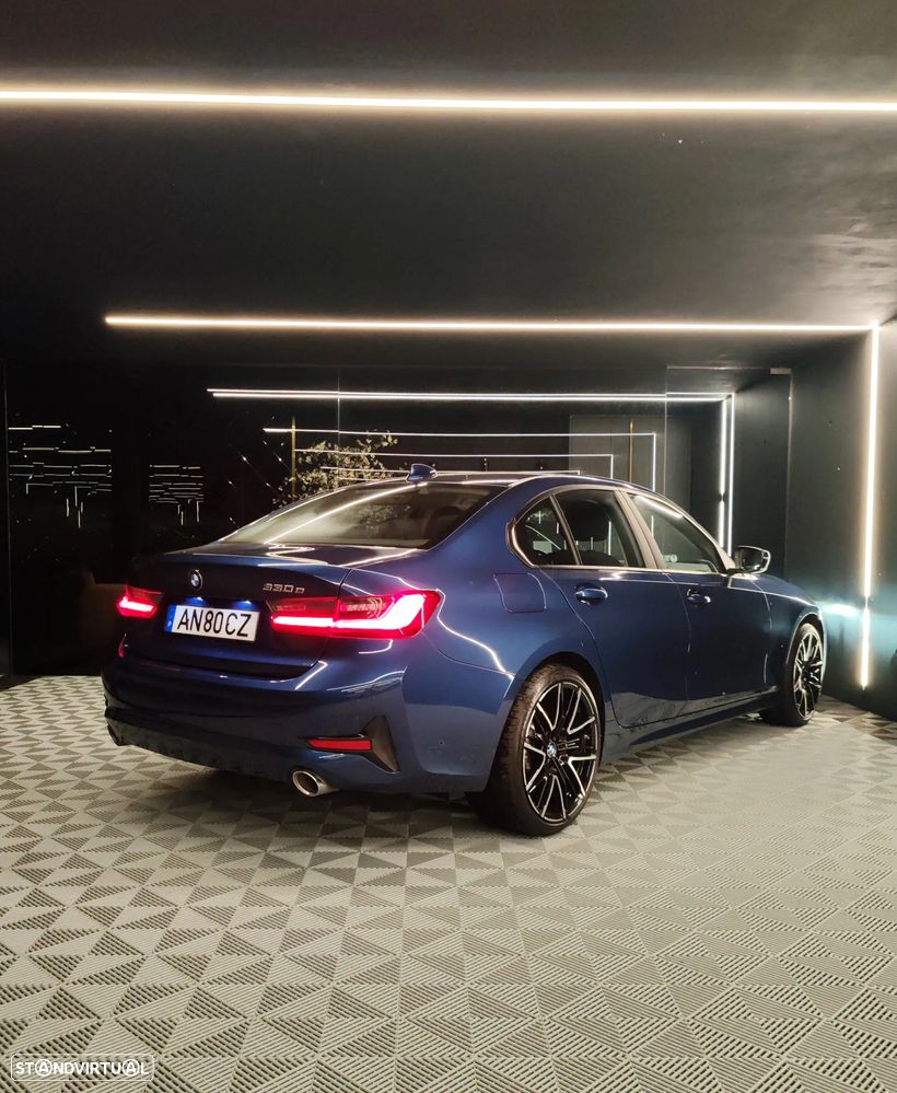 BMW 330 e Aut. Sport Line - 8