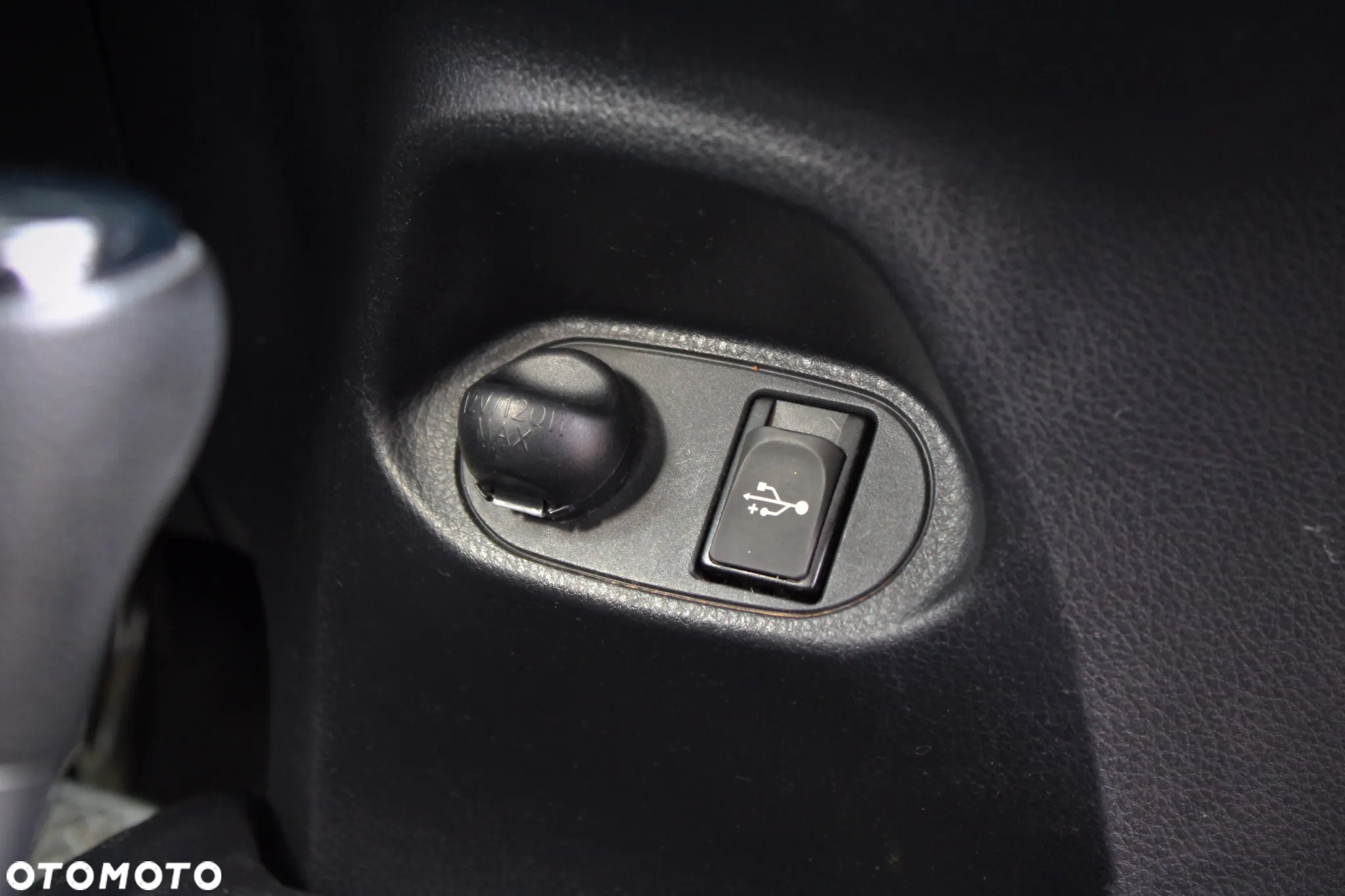 Toyota Yaris 1.5 Premium CVT - 20