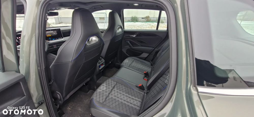 Volkswagen Tiguan - 11