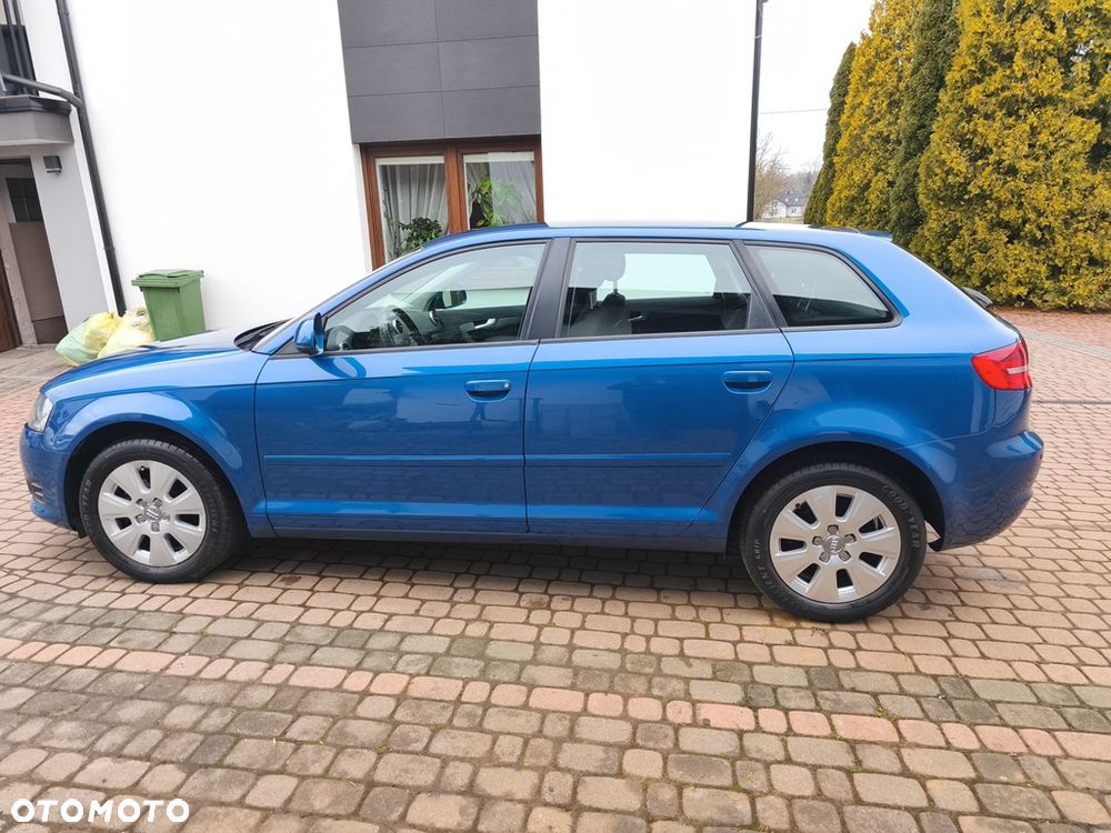 Audi A3 Sportback 1.6 Ambition - 17