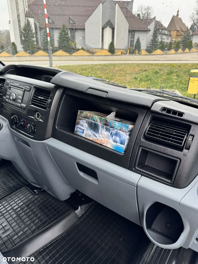 Ford Transit - 14