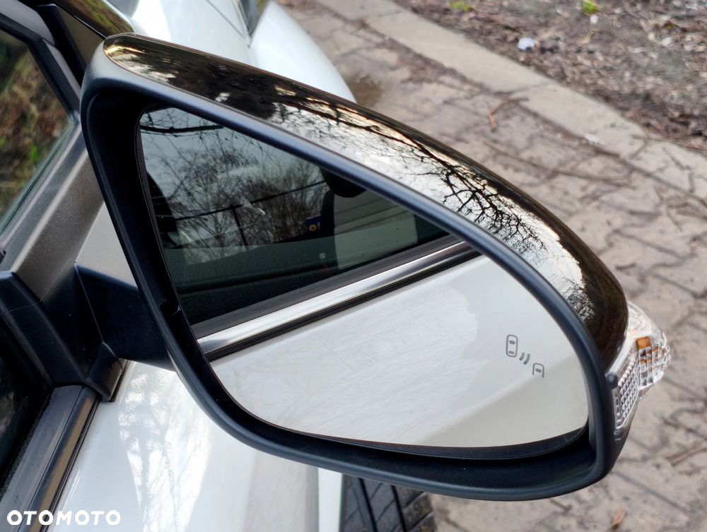 Toyota C-HR Style Selection - 22