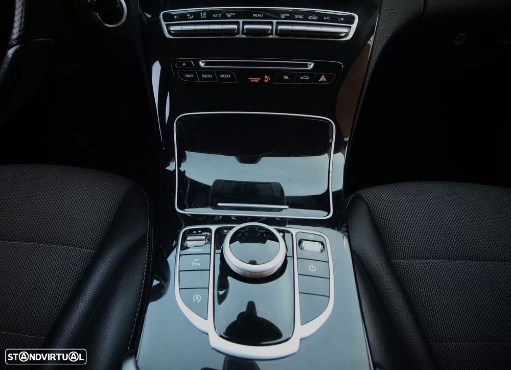 Mercedes-Benz C 200 - 22