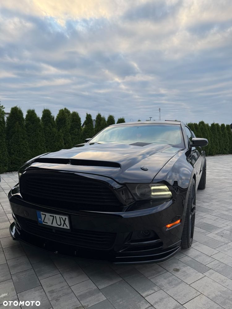 Ford Mustang - 5