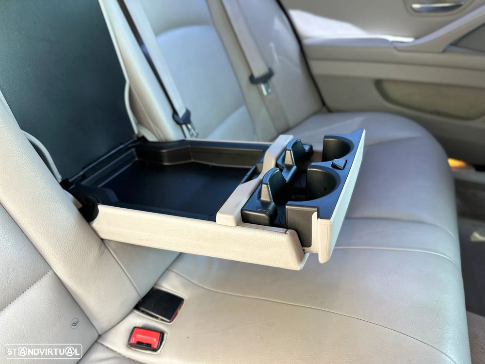 BMW 520 d Auto - 10