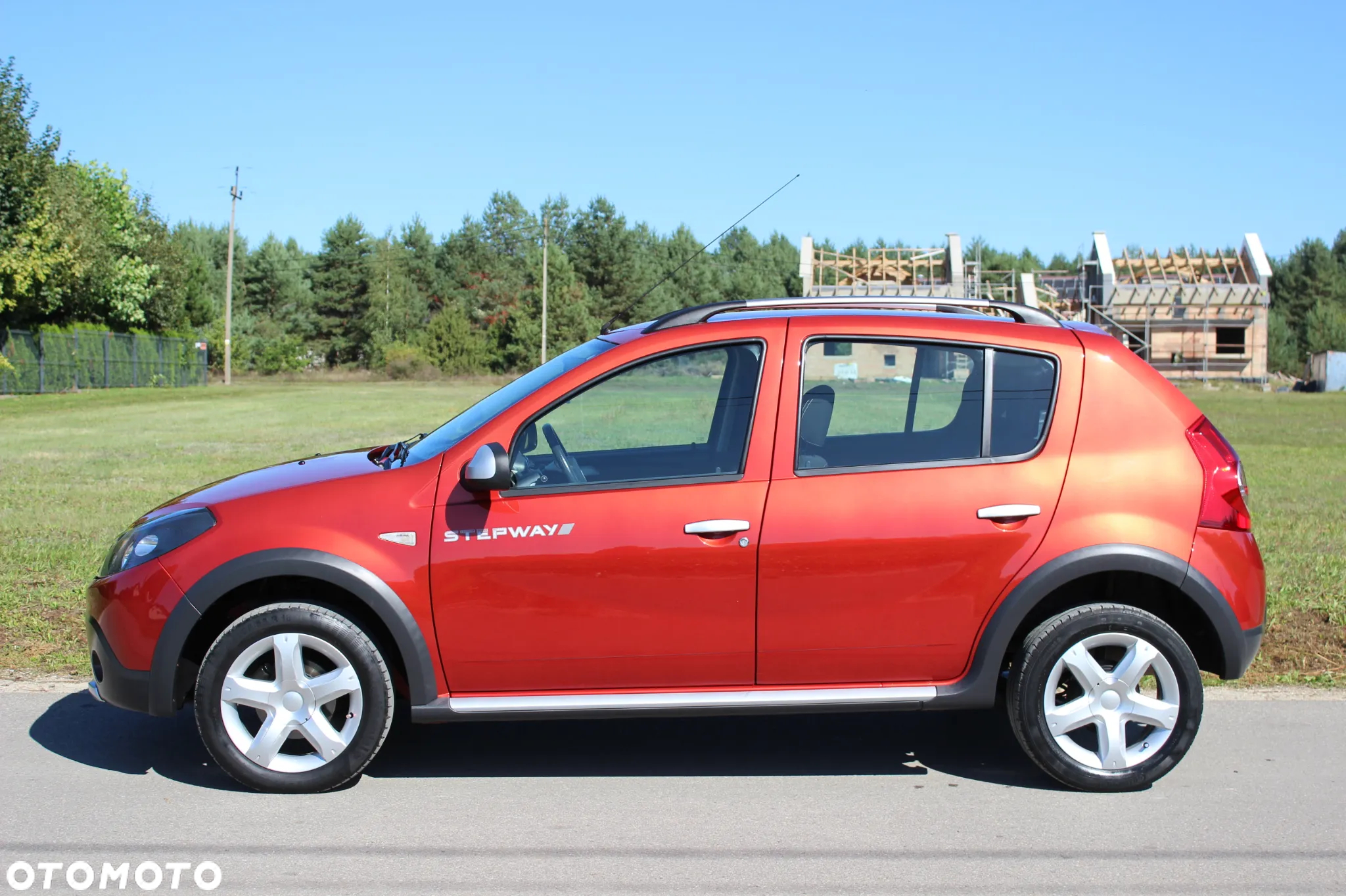 Dacia Sandero Stepway 1.6 - 9