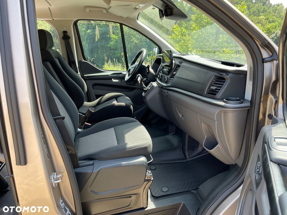 Ford Transit Custom - 8