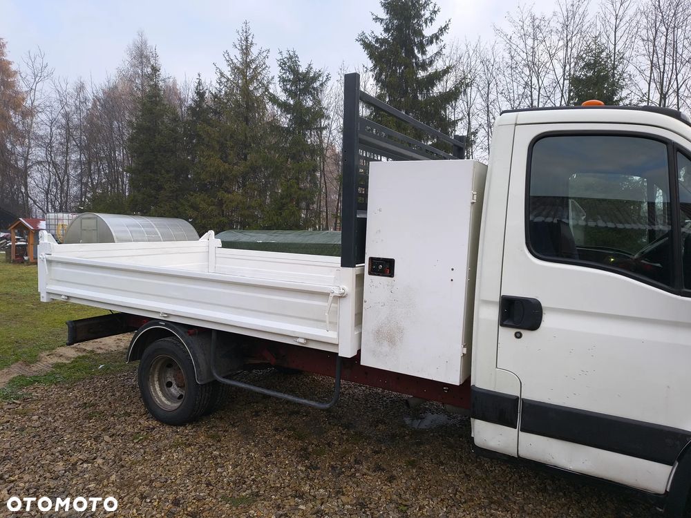 Iveco 35C12 - 2
