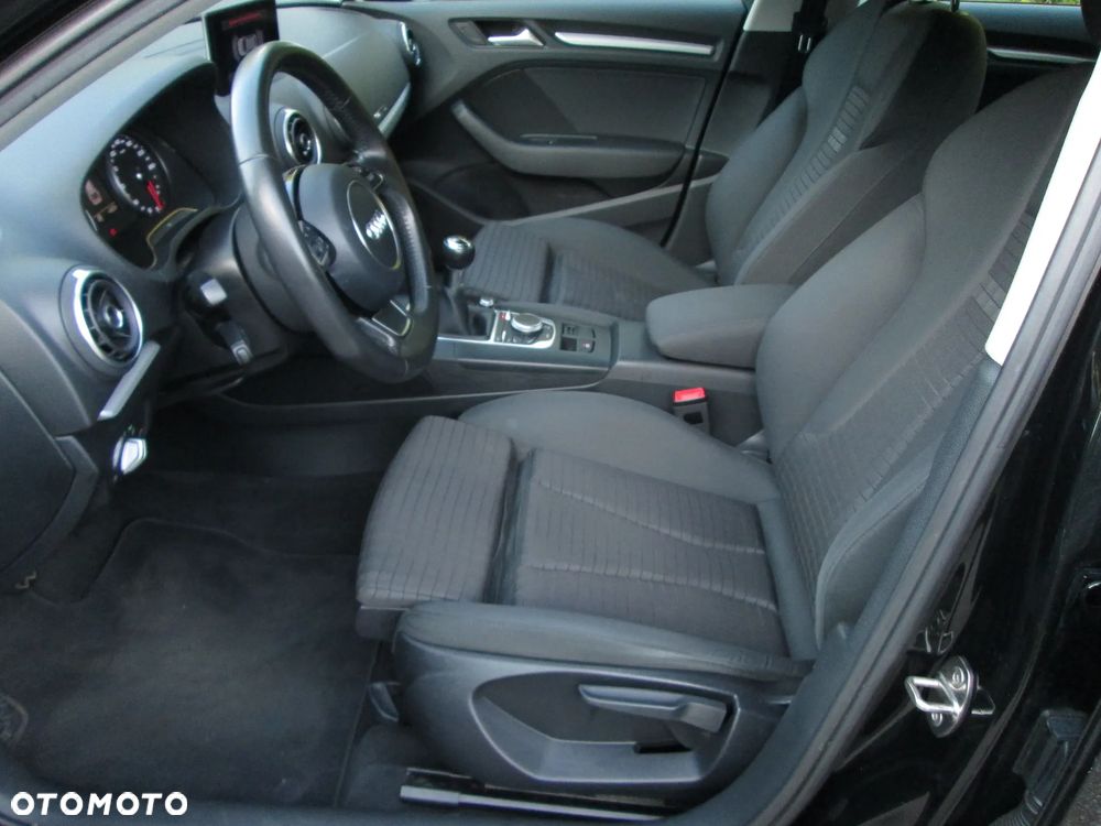 Audi A3 Sportback - 15
