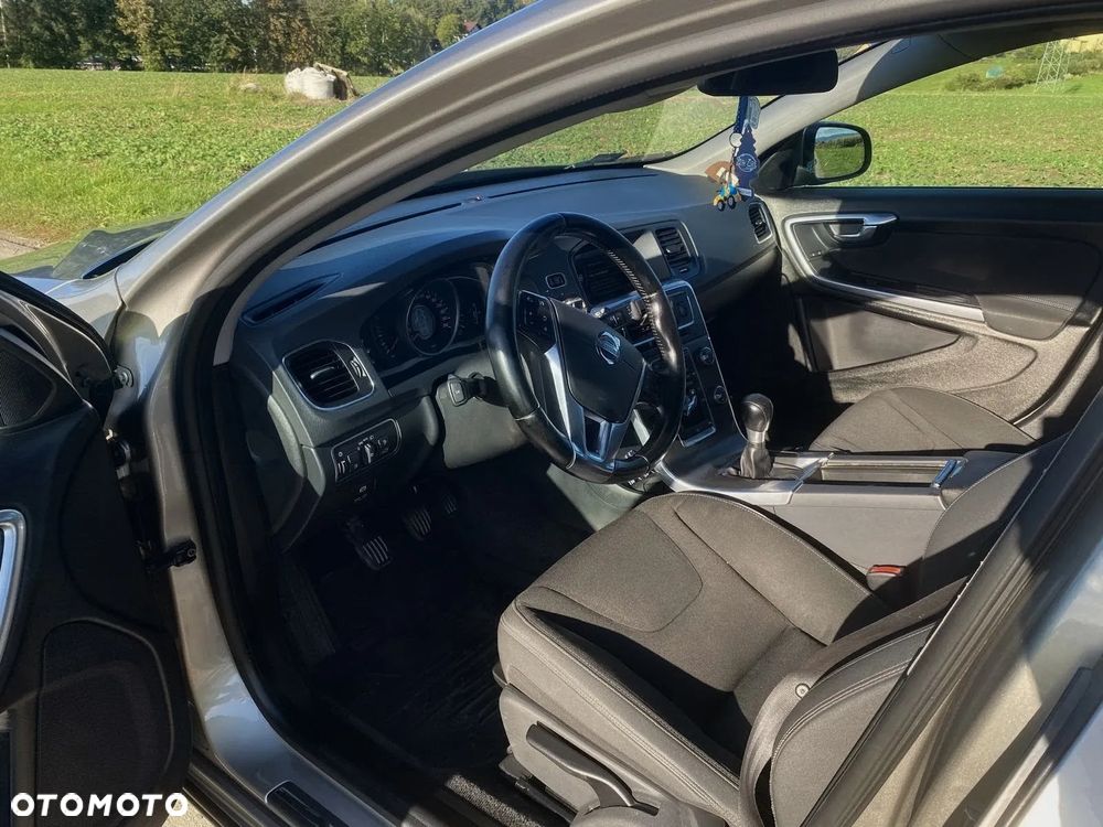 Volvo V60 D3 Kinetic - 18