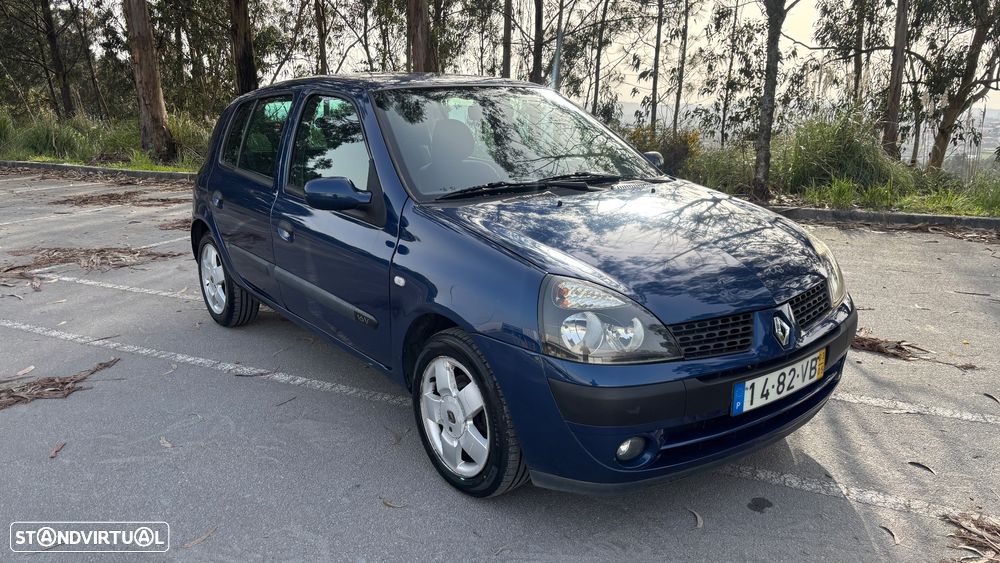 Renault Clio 1.2 16V Confort Authentique - 2