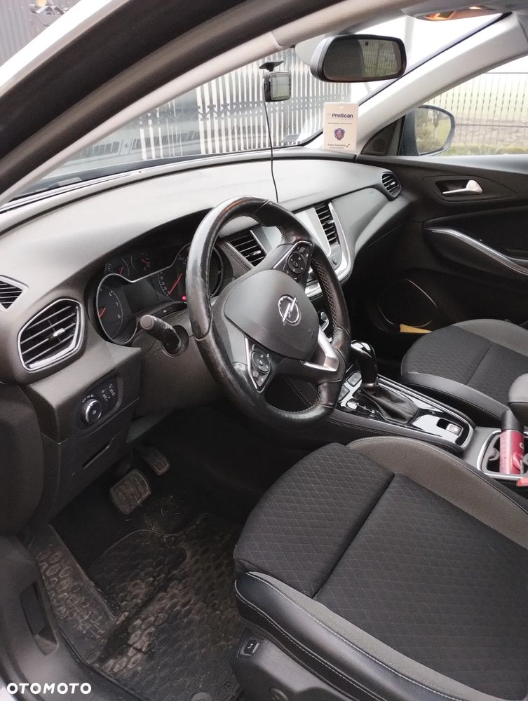 Opel Grandland X - 8