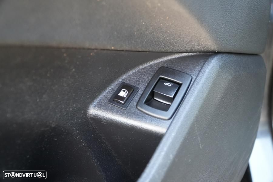 BMW X1 xDrive25e Advantage - 31