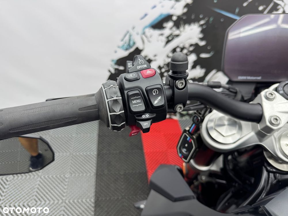 BMW R - 25