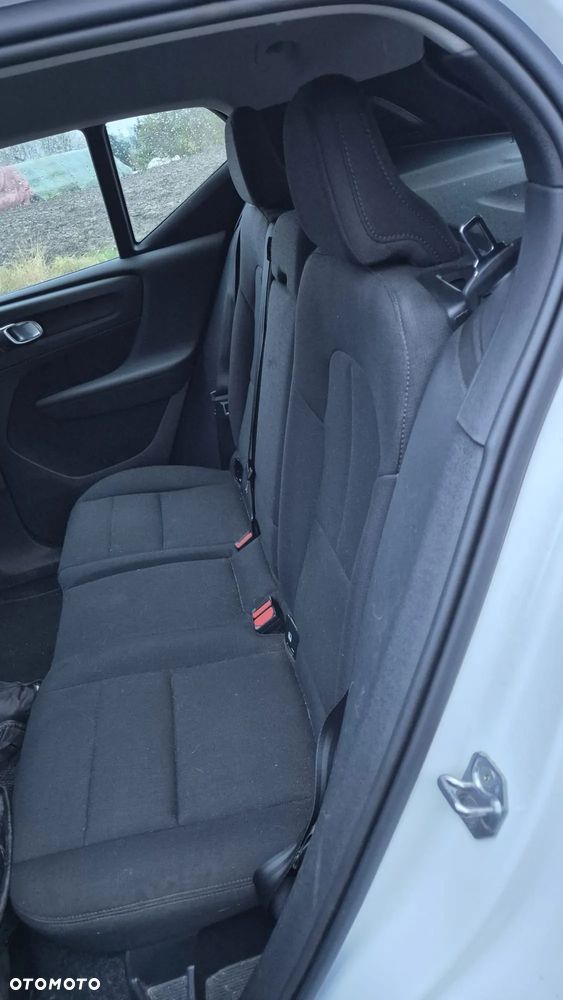 Volvo XC 40 T3 Momentum - 8