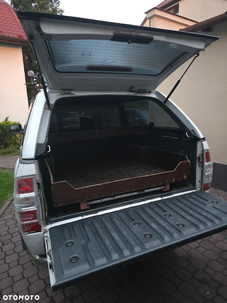 Ford Ranger - 8