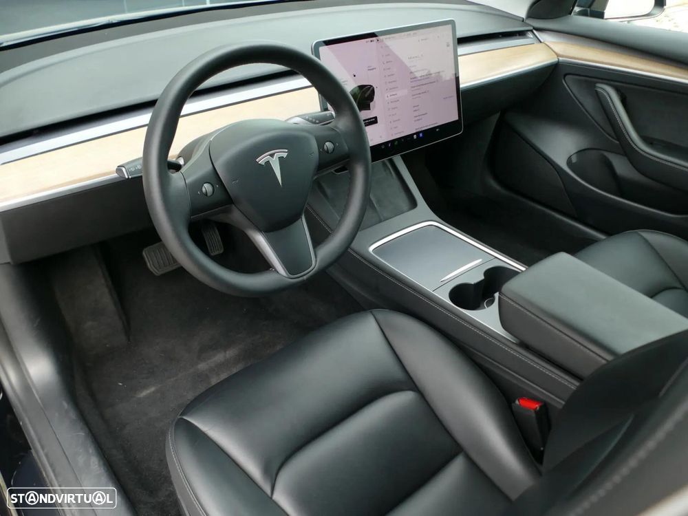 Tesla Model 3 Long Range Tração Traseira - 24