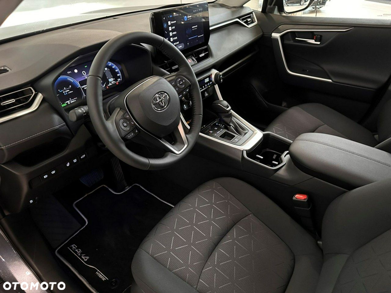 Toyota RAV4 - 6