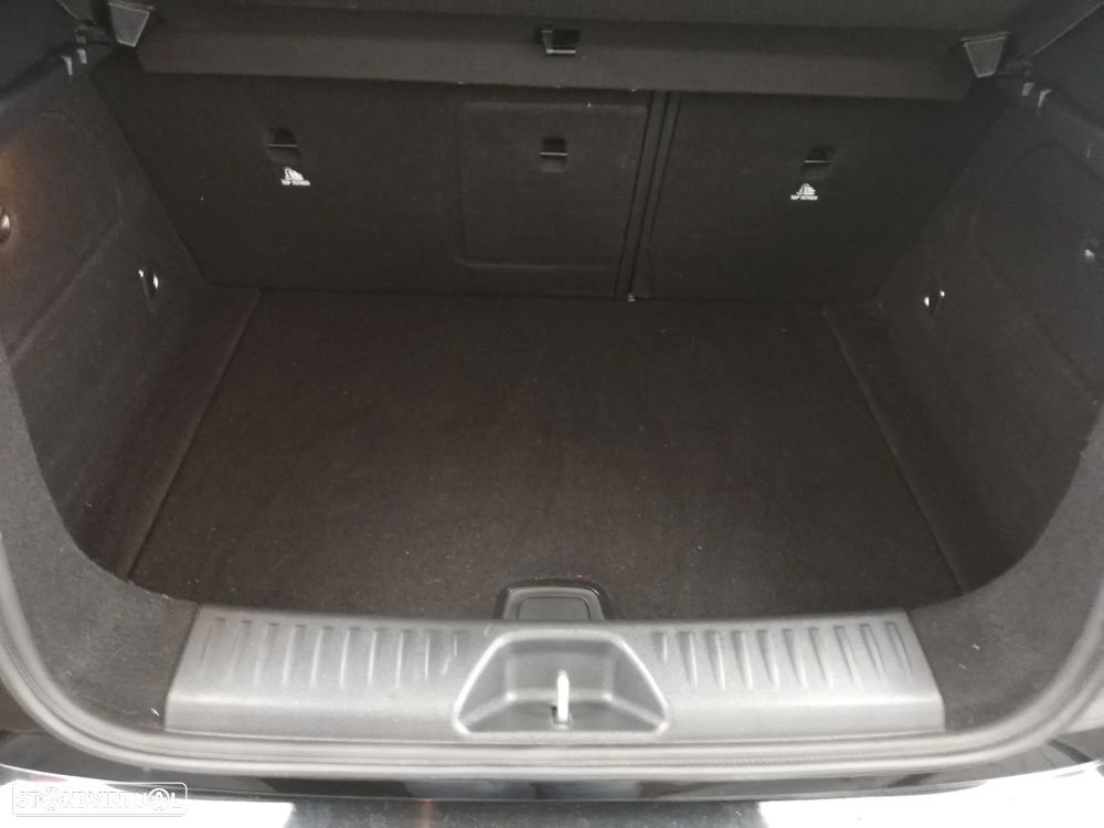 Mercedes-Benz A 180 CDI 7G-DCT AMG Line - 17