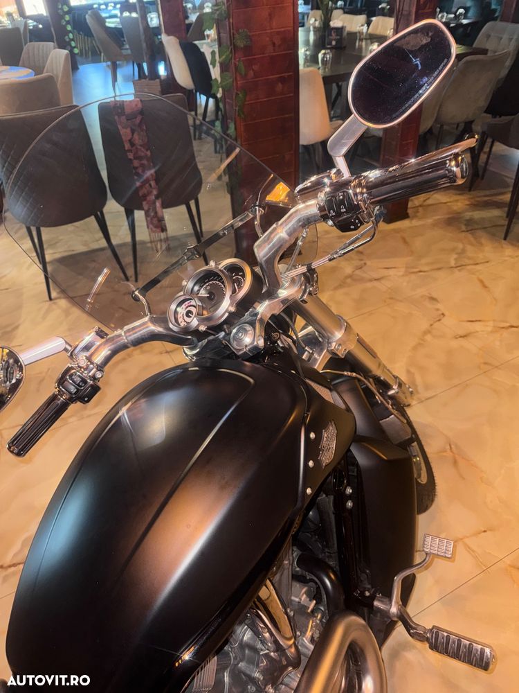 Harley-Davidson V-Rod Muscle - 15