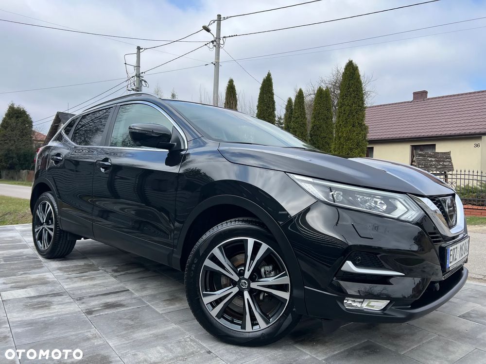 Nissan Qashqai 1.6 DIG-T N-Connecta - 1