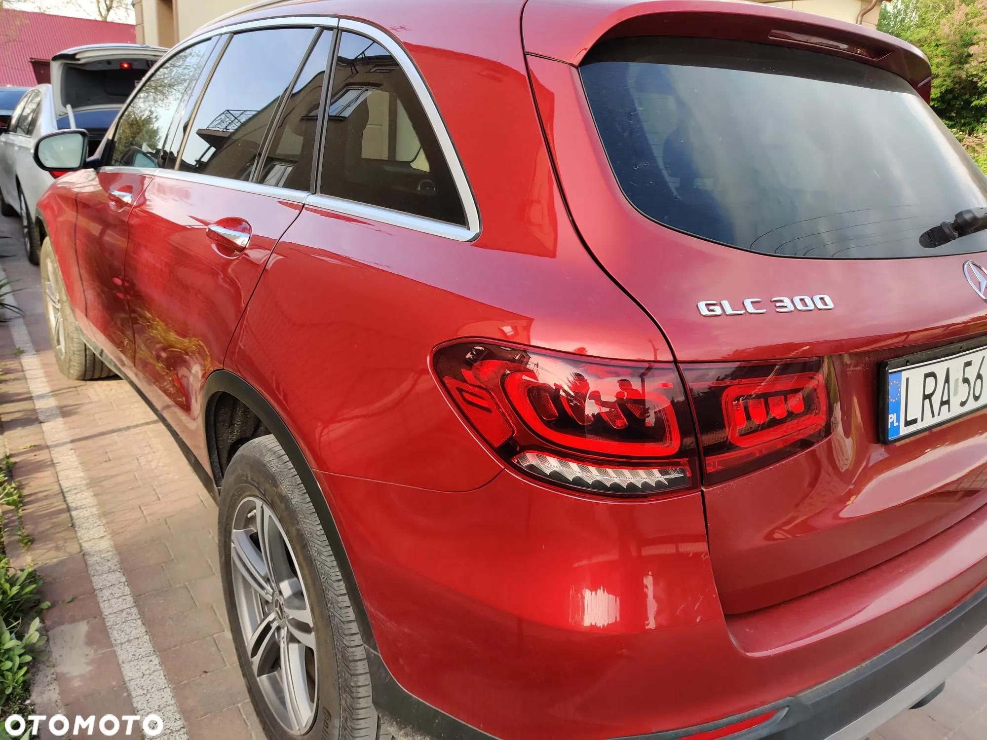 Mercedes-Benz GLC 300 4Matic 9G-TRONIC Exclusive - 9
