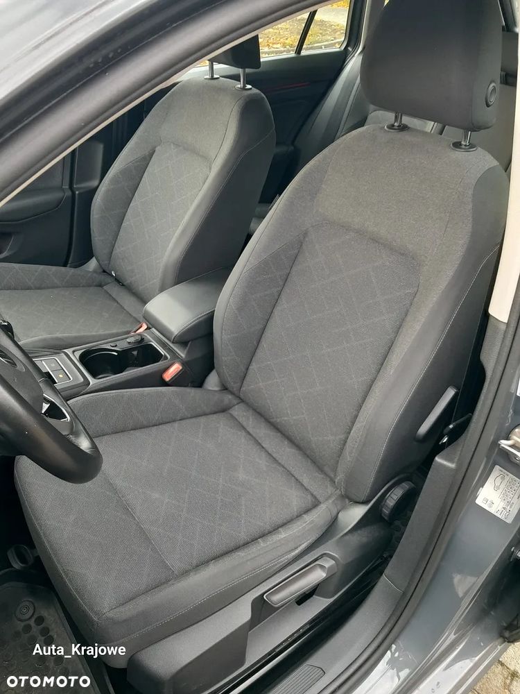 Volkswagen Golf VIII 2.0 TDI Life - 30