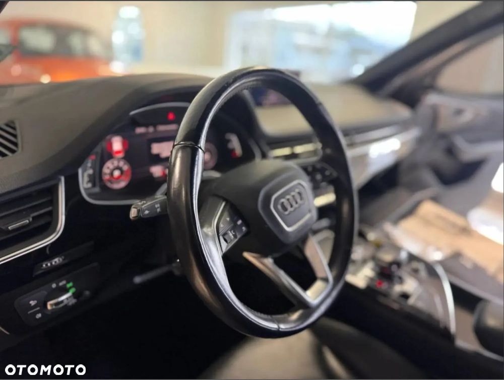 Audi Q7 3.0 TFSI Quattro Tiptronic - 16
