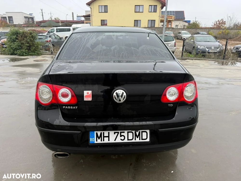 Volkswagen Passat 1.9TDI Highline - 5