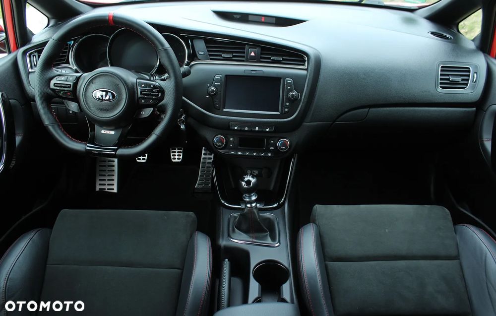 Kia Ceed 1.6 T-GDI GT-Challenge - 18