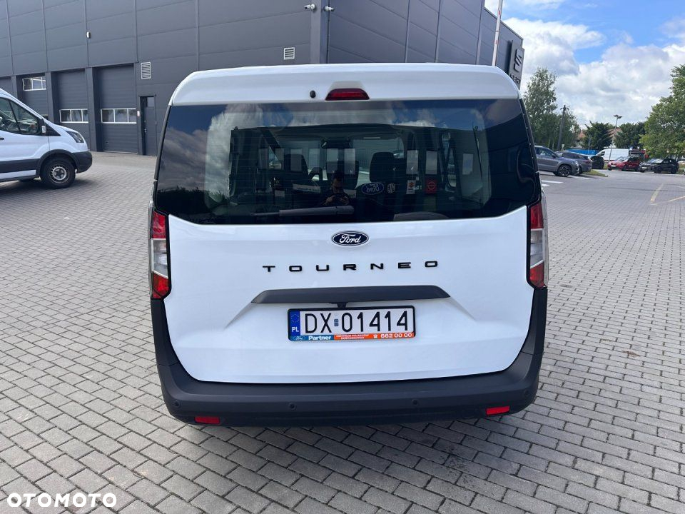Ford Tourneo Courier - 6
