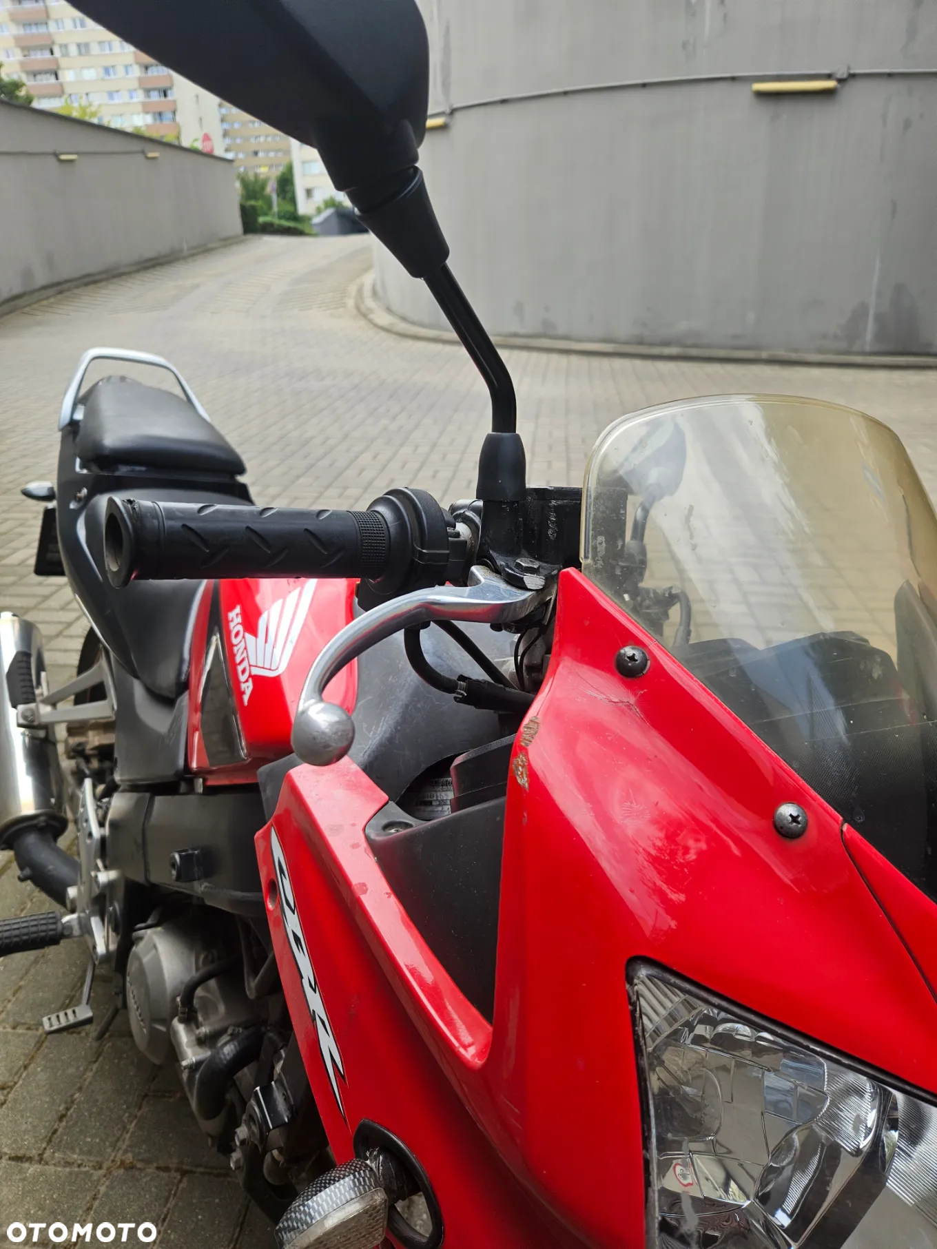 Honda CBR - 9