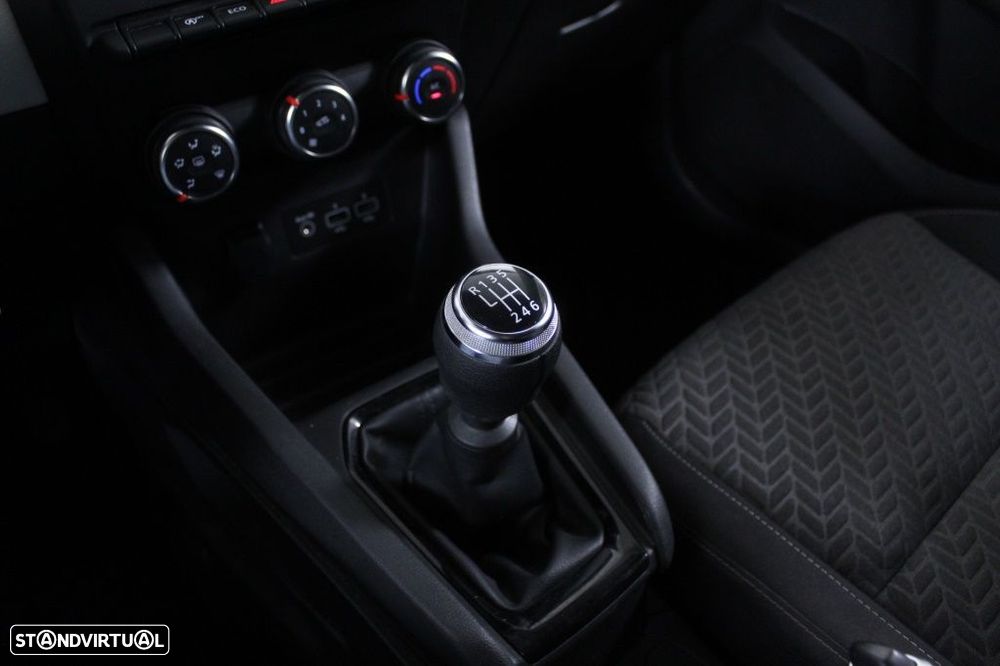 Renault Clio 1.0 TCe Evolution - 30