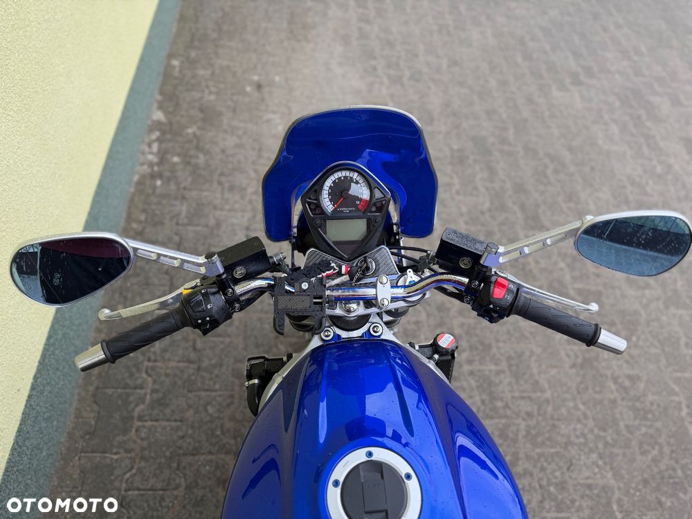 Suzuki SV - 19