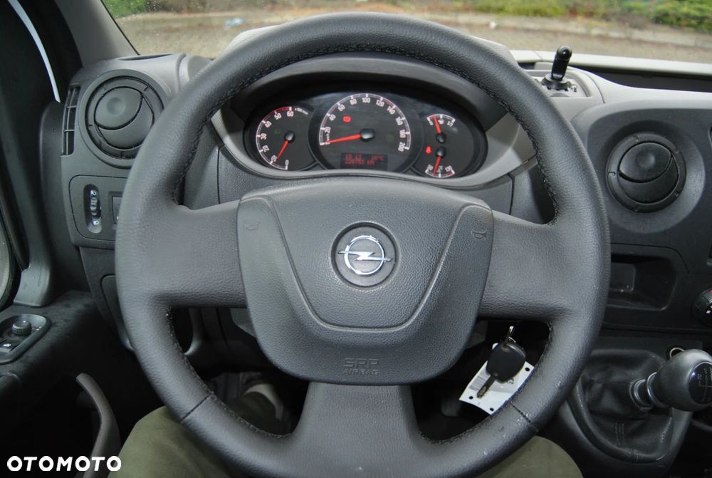 Opel Movano - 16