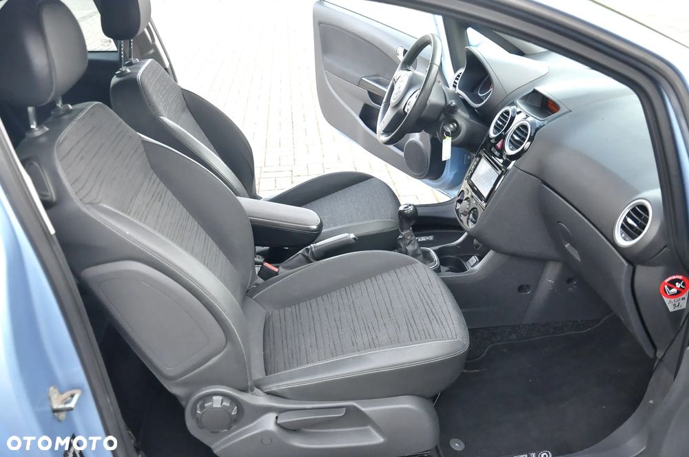 Opel Corsa 1.4 16V Energy - 18