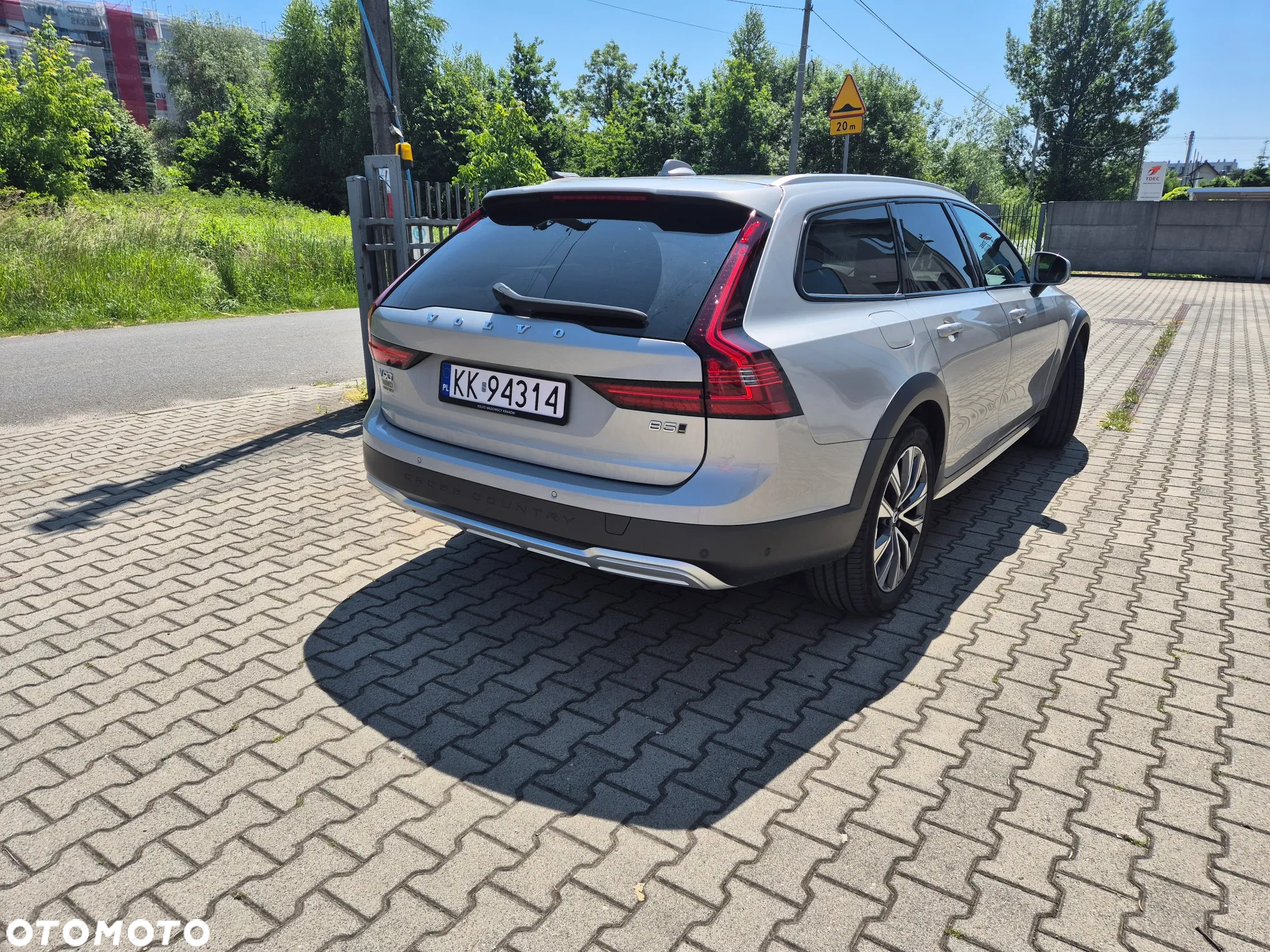 Volvo V90 D5 AWD Momentum Pro - 5
