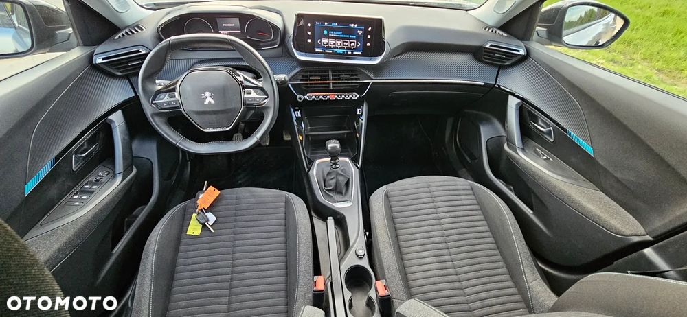 Peugeot 2008 - 14